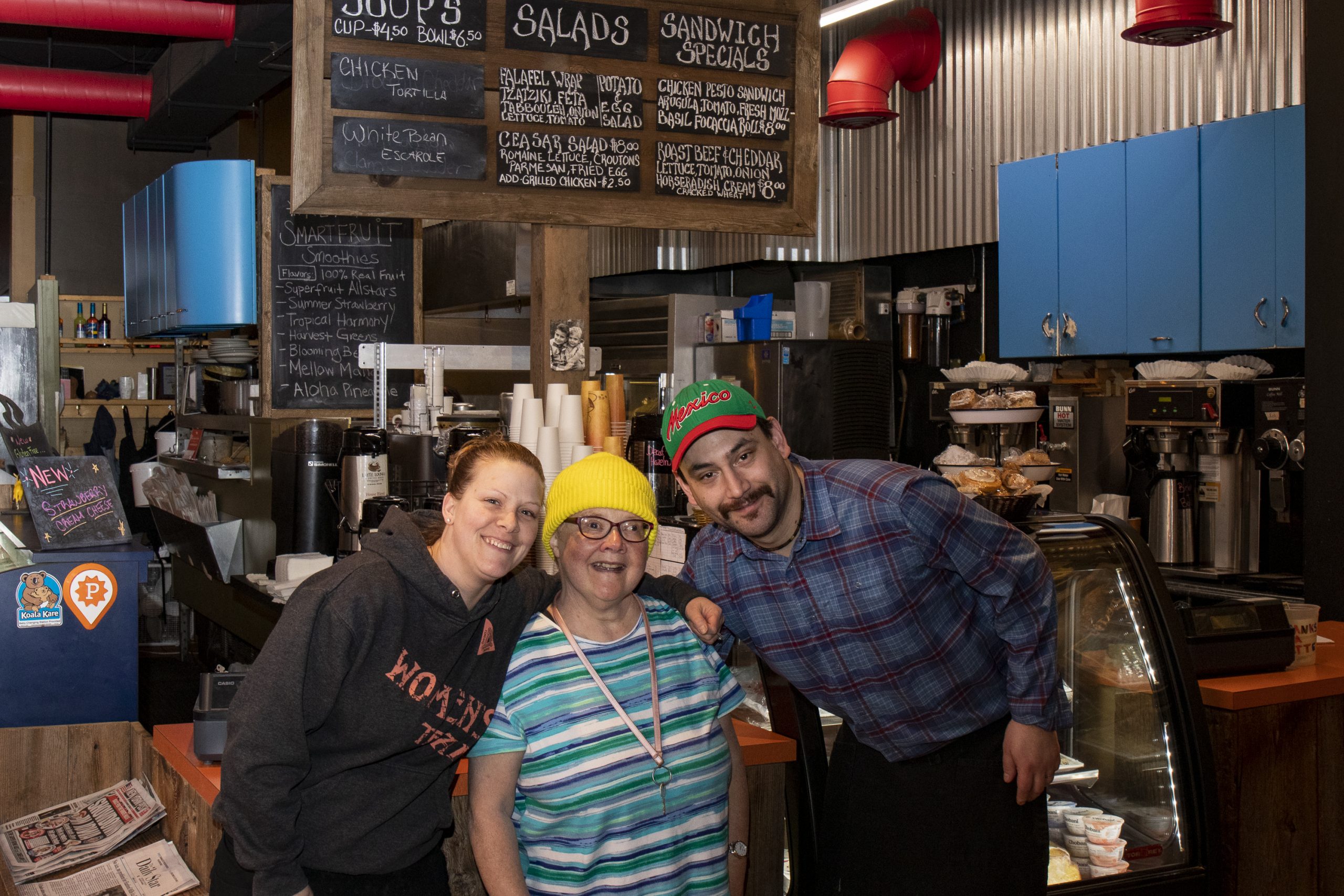 5 | Springbrook Linda with Tracy and Ramon from the Latte Lounge